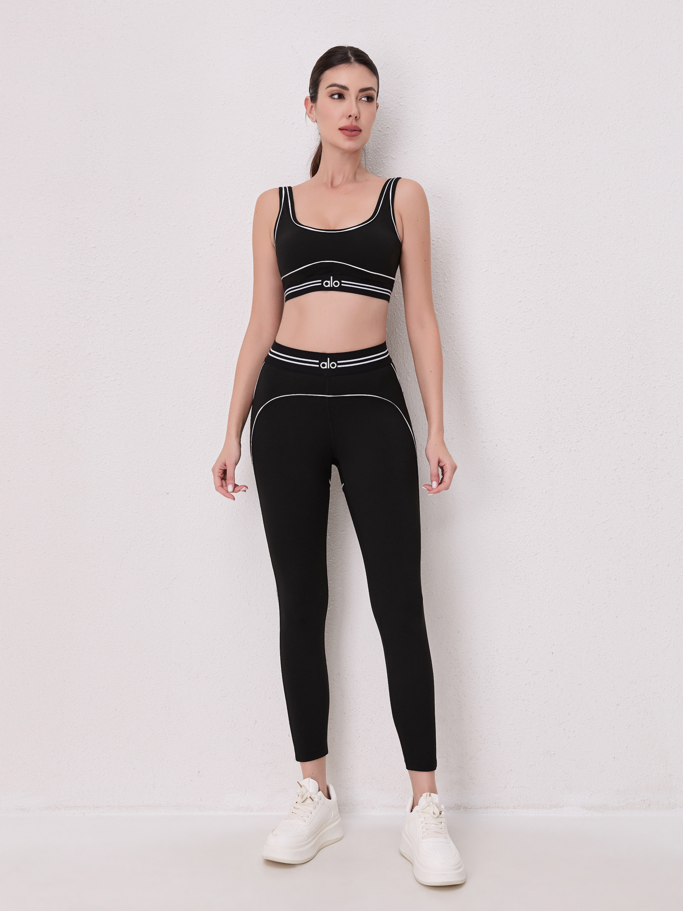 Activewear set in Alo Yoga style