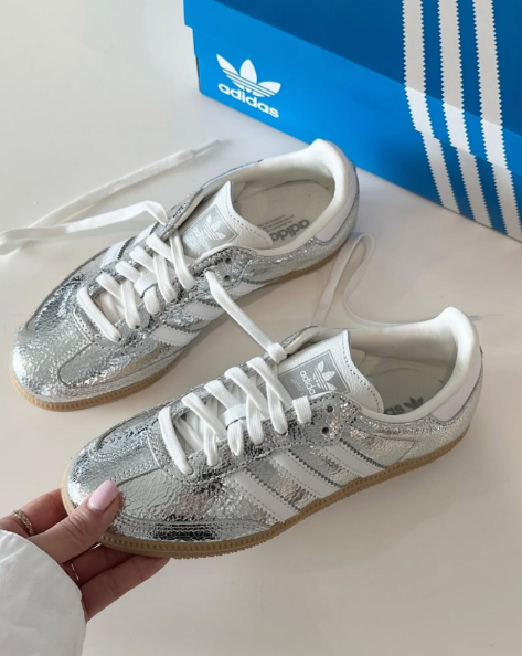נעליים בסגנון ADIDAS SAMBA